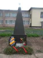 Обелиск погибшим воинам-землякам, участникам Великой Отечественной войны 1941−1945 гг., улица 8 Марта