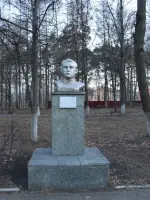 
        Бюст Герою Советского Союза <nobr>М. А. Федину</nobr>
      , аллея Героев