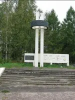 Памятник воинам 1-й стрелковой дивизии НКВД и жителям поселка пос. им. Морозова, улица Мира
