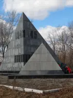 ПАМЯТНИК ГОРНЯКАМ РУДНИКА ИМ. III ИНТЕРНАЦИОНАЛА, ПОГИБШИМ В ГОДЫ ВЕЛИКОЙ ОТЕЧЕСТВЕННОЙ ВОЙНЫ, Россия, Свердловская область, Нижний Тагил