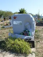Могила неизвестного летчика - хутор Бакланники, Семикаракорский район, Ростовская область, Россия, Ростовская область, Семикаракорский район, хутор Бакланники
