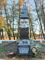 Памятник летчику Дивиченко - станица Обливская Ростовская область, Россия, Ростовская область, Обливский район, станица Обливская