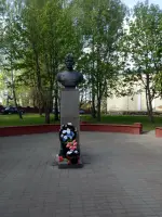 Бюст Героя Советского Союза Михаила Алексеевича Егорова., Россия, Смоленская область, Рудня