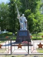 Памятник неизвестным солдатам - хутор Ново-Мартыновский, Мартыновского района Ростовской области, Россия, Ростовская область, Мартыновский район, поселок Новомартыновский