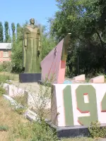 Братская могила ВОВ - хутор Семичный, Дубовский район, Ростовская область, Россия, Ростовская область, Дубовский район, хутор Семичный