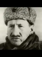 Памятник генерал-лейтенанту Михаилу Григорьевичу Ефремову, улица Космонавтов