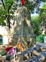 Братская могила ВОВ - хутор Старопетровский, Морозовский район, Ростовская область, Россия, Ростовская область, Морозовский район, хутор Старопетровский