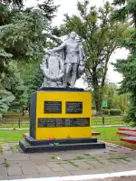 Братская могила неизвестных воинов - село Развильное, Песчанокопский район, Ростовская область, Россия, Ростовская область, Песчанокопский район, село Развильное