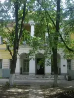 Памятная доска о размещении штаба партизанского отряда, улица Райцентр