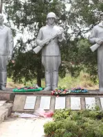 Мемориал- братская могила – станица Мечетинская, Зерноградский район, Ростовская область, Россия, Ростовская область, Зерноградский район, станица Мечетинская