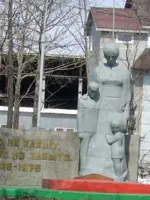 Скорбящая Мать, проспект Победы