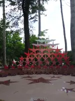 Мемориал "Журавли" в городе Сочи, парк имени М.В. Фрунзе