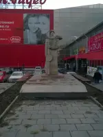 Памятник «Защитникам города от благодарных тракторостроителей», Россия, Волгоград, Тракторозаводский район