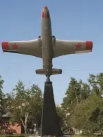 Памятник Летчикам Бирмской военной авиационной школы пилотов, Технический переулок
