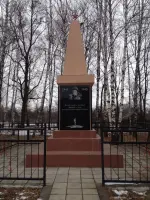 Памятник жителям с. Ардонь, павшим в годы Великой Отечественной войны, Зеленая улица