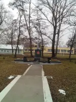 Братская могила, Курский район, деревня Халино, улица Ачкасова
