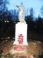 Памятник погибшим воинам. рп. 1 Мая, Россия, Нижегородская область, Балахнинский район, поселок городского типа 1 Мая
