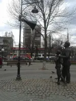Памятник диктору Всесоюзного радио Юрию Левитану, проспект Ленина