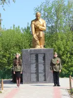 Памятник землякам участникам Великой Отечественной войны в хуторе Бубновском, Россия, Волгоградская область, Урюпинский район, хутор Бубновский