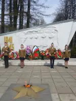 Памятник воинам — землякам, погибшим во время Великой Отечественной войны, улица Усатовой