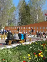 Мемориальная стена памяти воинам павшим в годы ВОВ, Россия, Московская область, Можайский район, деревня Мокрое