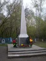 Памятник защитникам Отечества умершим от ран в госпиталях Кировского района города Кемерово в 1941—1945 гг., Россия, Кемерово, Кировский район