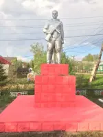 Памятник Воинам односельчанам погибшим в годы Великой Отечественной войны, Центральная улица
