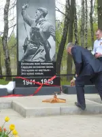 Мемориал погибшим землякам в 1941−1945 гг. д. Радкевщина, Россия, Смоленская область, Смоленский район, деревня Радкевщина