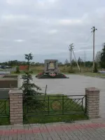 Братская могила советских воинов, погибших в борьбе с фашистами, Россия, Ленинградская область, Тосненский район, Тельмановское сельское поселение, поселок Тельмана
