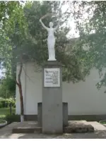 Памятник школьным выпускникам 1941 года, погибшим в боях с фашизмом, Советская улица