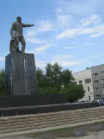 Памятник Дзержинскому, Россия, Волгоград, Тракторозаводский район