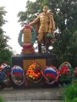 Братская могила, площадь капитана Антипова