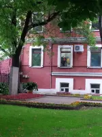 
        Работникам фабрики «Ударница», Россия, Москва, улица Шаболовка, 13с1