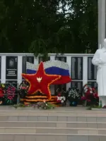 Памятник — обелиск в сквере Победы, сквер Победы