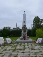 Обелиск памяти павших в Великой Отечественной войне в селе Останино, Россия, Свердловская область, Режевской район, поселок Останино