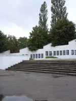Братская могила, улица Победы