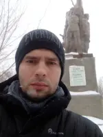 
        Братская могила в селе Савинка, Россия, Волгоградская область, Палласовский район, село Савинка