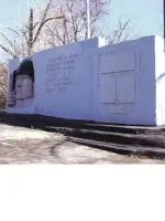 Памятник-мемориал воинам-заводчанам, погибшим в Великой Отечественной войне 1941–1945 гг, Россия, Иркутская область, Черемхово