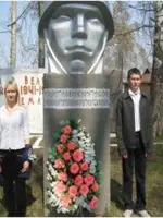 Памятник Герою Советского Союза Николаю Ерёмушкину, Россия, Алтайский край, Солтонский район, село Сузоп