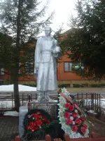 Памятник воинам 18-й дивизии народного ополчения
      , Россия