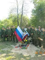 Могила неизвестного солдата в поселке Карна Новозыбковского района Брянской области, Россия, Брянская область, Новозыбковский район, посёлок Карна