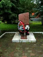 Памятник жителям Беспятово погибшим в годы ВОВ, Россия, Московская область, городской округ Ступино, деревня Беспятово, Садовый проезд, 4