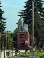 "Вечная память павшим героям" в поселке Володарского
      , Россия, Московская область, Ленинский район, посёлок Володарского