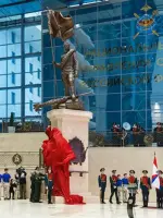 Памятник «Солдат Победы», Россия, Москва, Фрунзенская набережная, вл22
